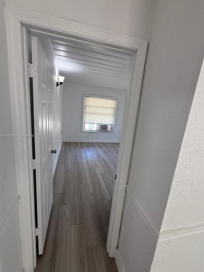 Photo - 501 Wendell Rd Unit B