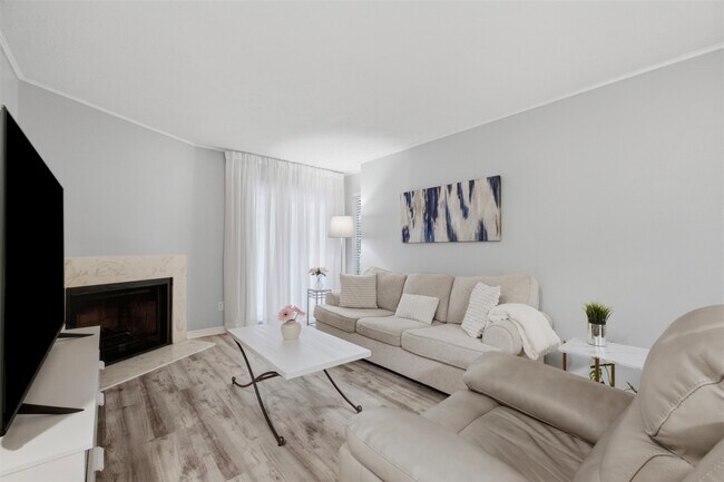 Photo - 11201 Lynbrook Dr Unit 3812
