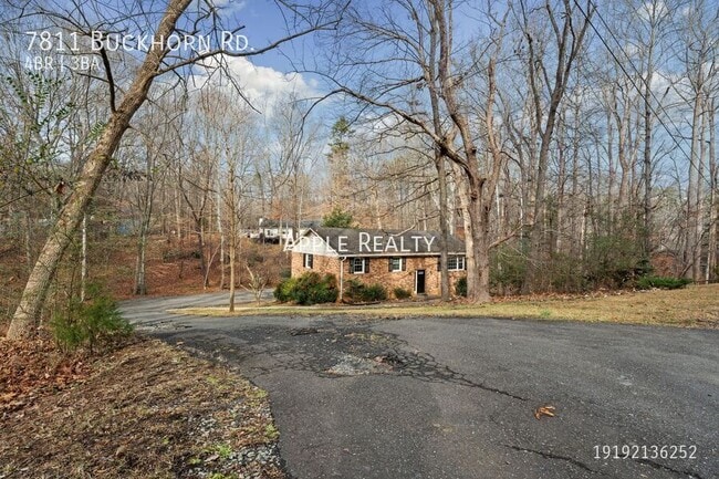 Photo - 7811 Buckhorn Rd