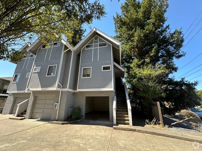 Building Photo - Ninth Street Quad Plex Unit 128 Rental