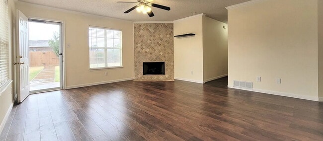 Photo - "Charming 3-Bed, 2-Bath Oasis in Lubbock