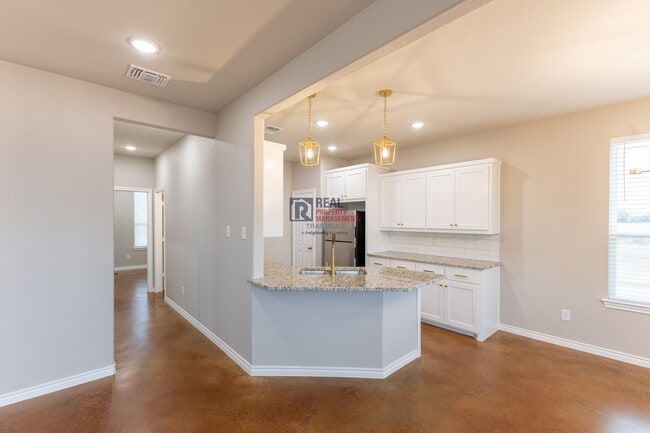 Photo - Modern Glen Rose Home with Open Layout