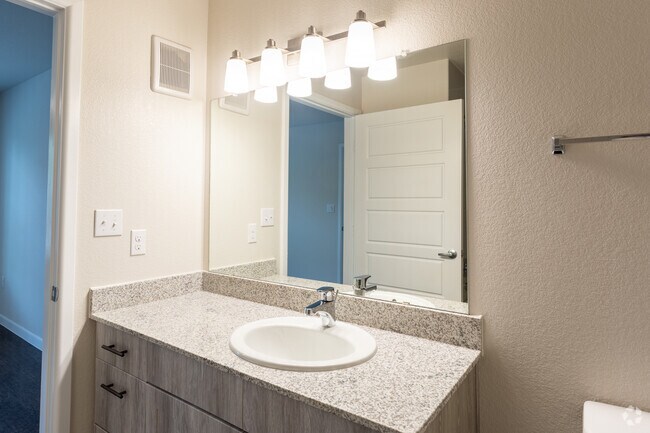 3BR, 2BA - 1148SF