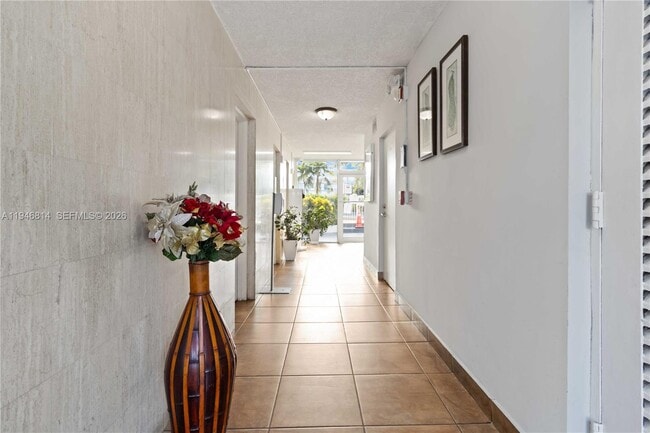 Photo - 1801 S Treasure Dr Unit 319