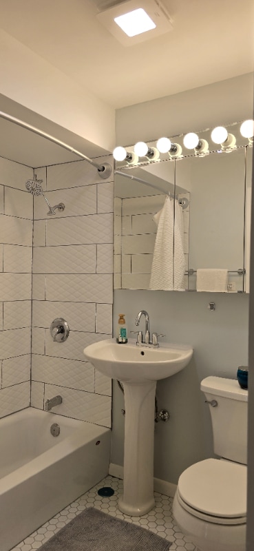 Photo - 658 Washington Blvd