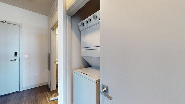 Estudio, 44 metros cuadrados - Railside at Wadsworth Station