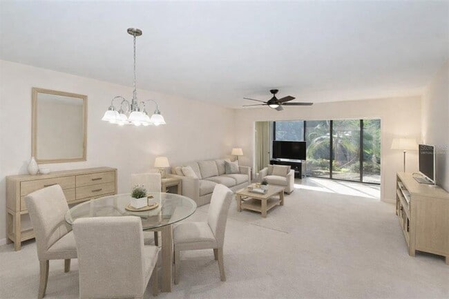 Photo - 183 Pineneedle Dr