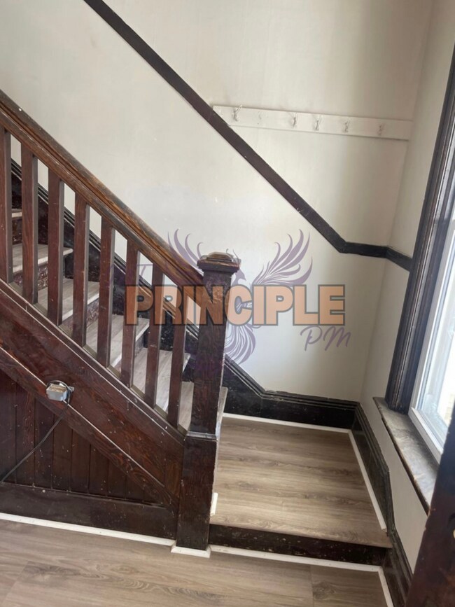 Photo - Large renovated house