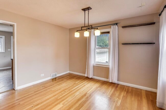 Photo - 2537 S Scott St