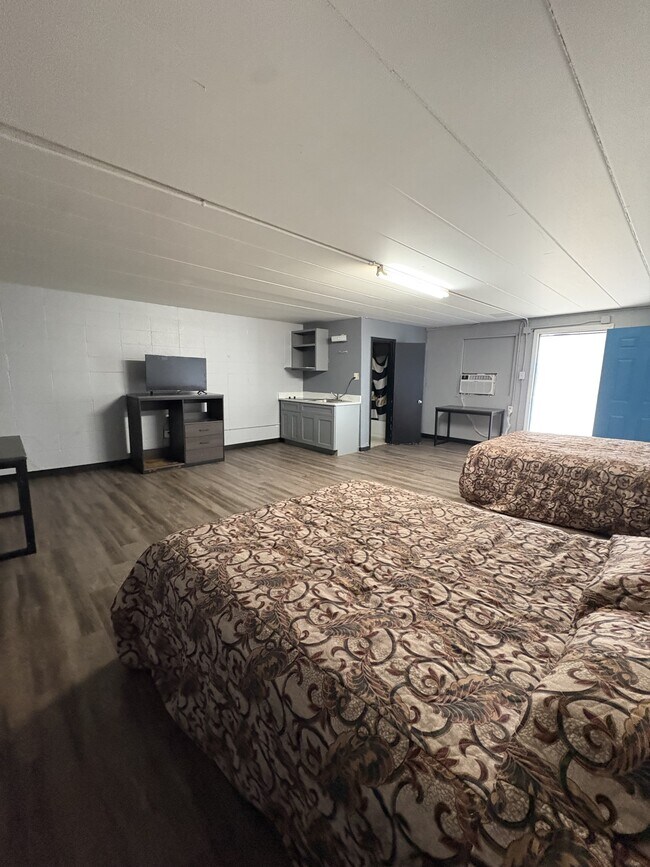 Building Photo - 711 Pasadena Fwy Unit 240