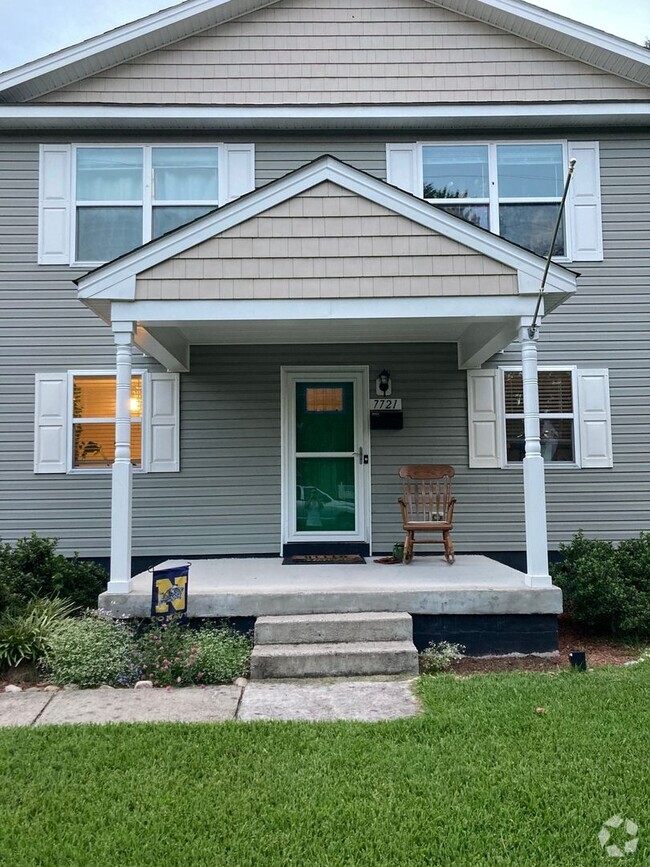 Building Photo - Charming 4BR House in Norfolk