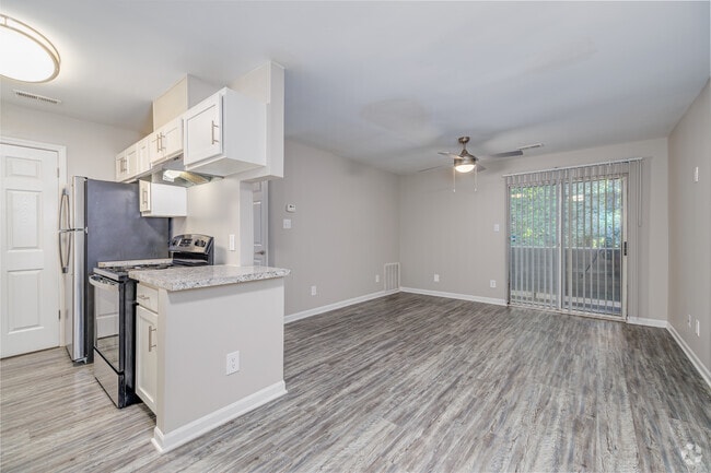 2BR, 1.5BA - 840SF Living Room - Juniper Ridge I