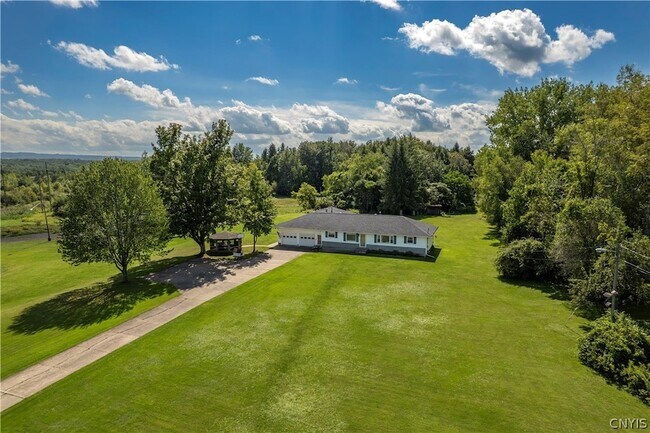 Photo - 8110 Halsey Rd
