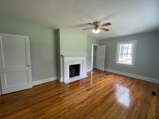 Photo - 701 S Andrews Ave