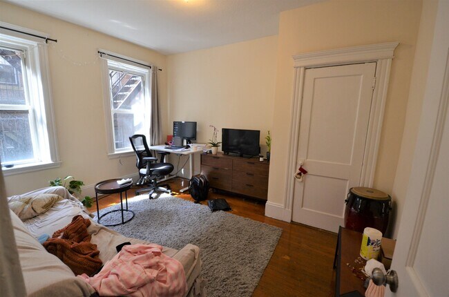 Bedroom 1 - Peterborough Apartments