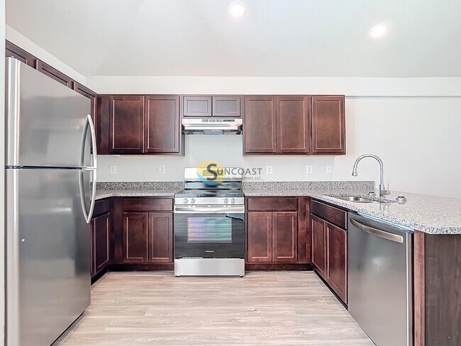 Photo - 27131 Monroe St