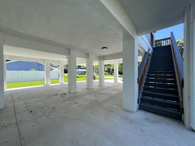 Photo - 4 Bedroom in Tomoka View
