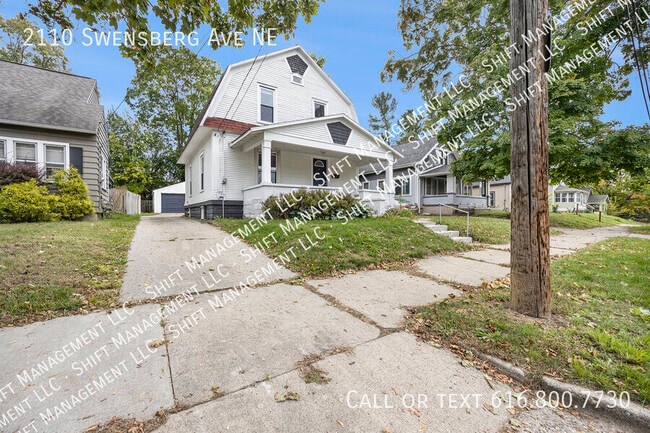 Photo - 2110 Swensberg Ave NE