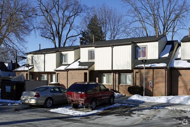 Photo - Douglas Square Apartments II