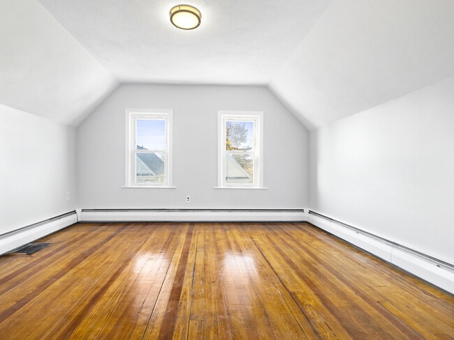 Photo - 42 William St Unit B1