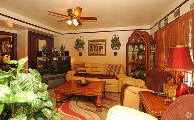 Union Street Apartments - Union Street Apartments