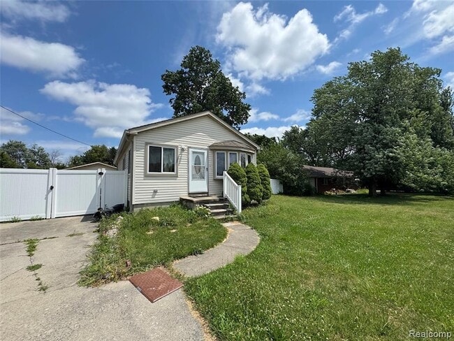 Building Photo - 15345 Jackson St Rental