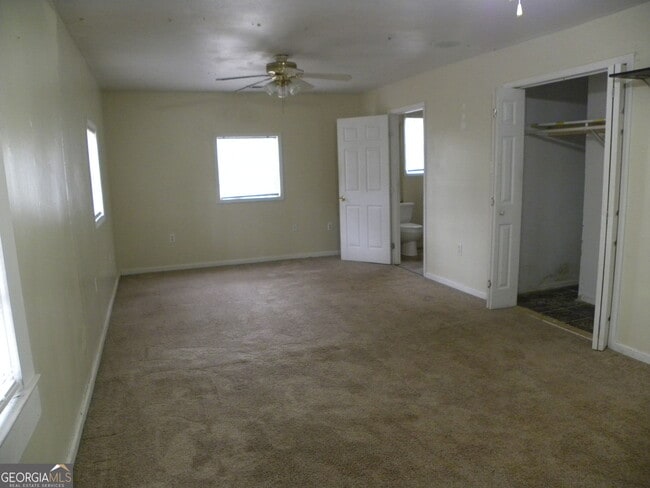 Photo - 113 Maple St
