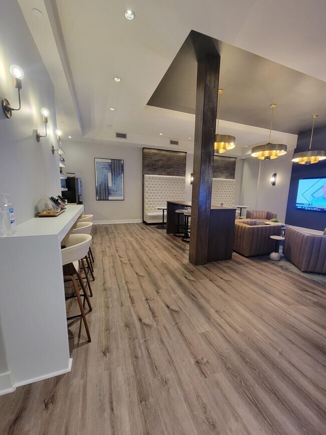 Photo - Domain City Center