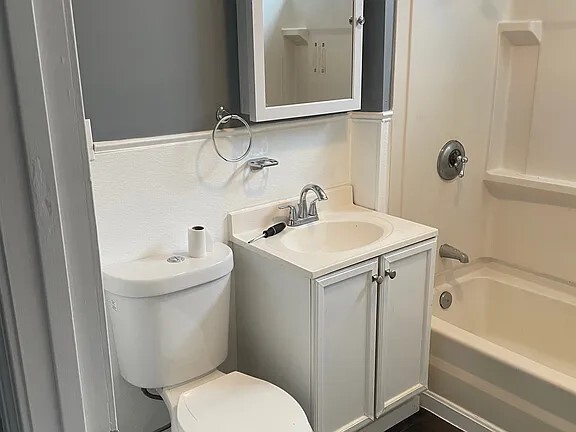 Photo - 73 School St Unit 2