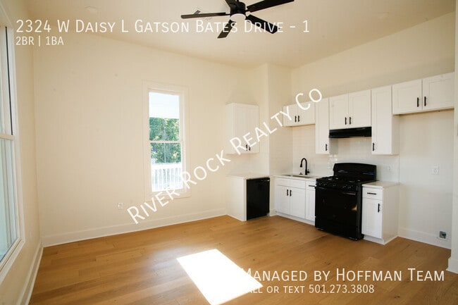 Photo - 2324 W Daisy L Gatson Bates Dr