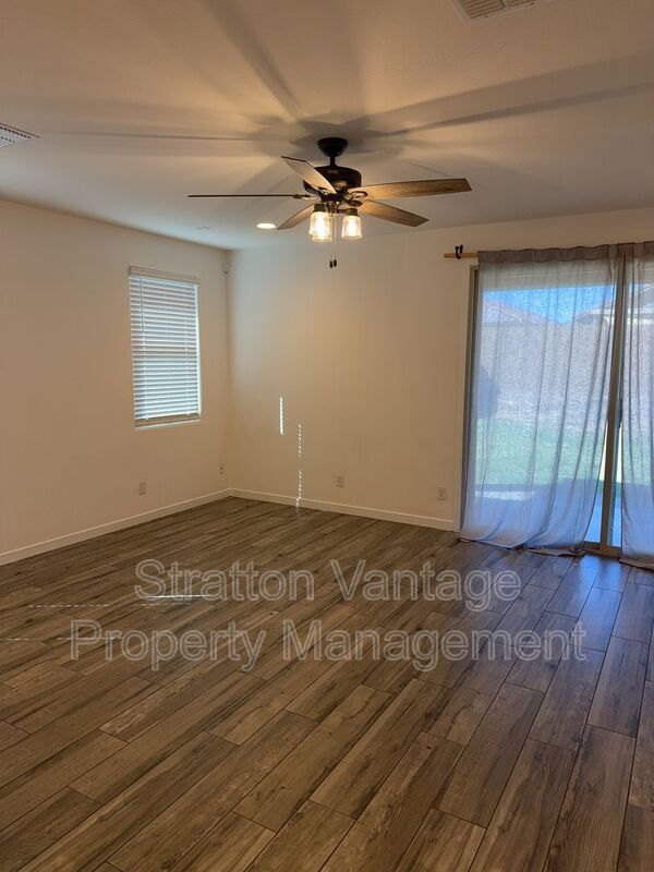 Photo - 24596 N 170th Dr