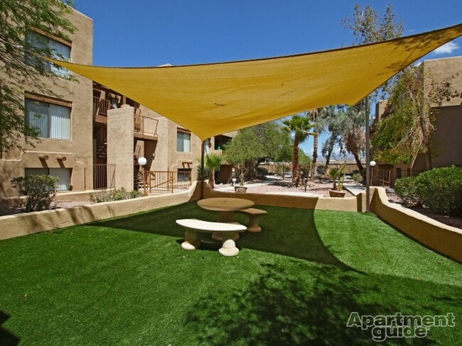 Adobe Highlands Luxury Apartments in Bullhead