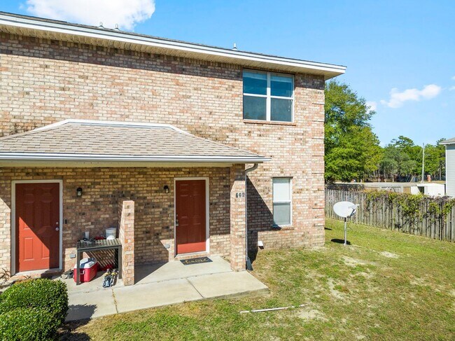 Niceville Townhouse in PRIME location!! - Niceville Townhouse in PRIME location!!