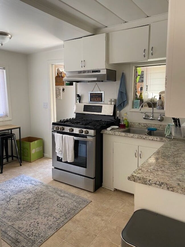 Photo - 1361 Stafford St Unit 1361+