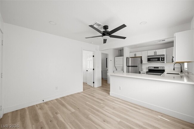 Photo - 623 N 10th St