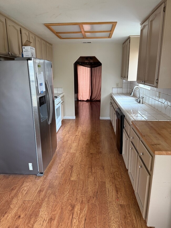 Photo - 7337 Little Acorn Way