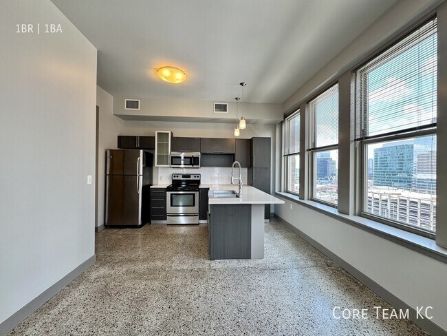 Photo - 306 E 12th St Unit 311