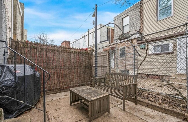 Photo - 3152 Agate St