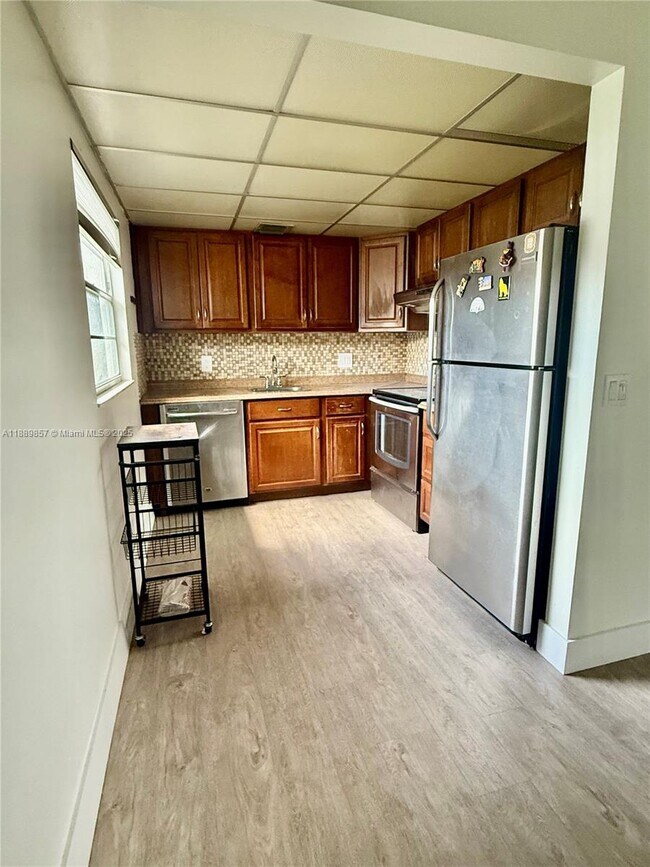 Photo - 150 SW 134th Way Unit 305R