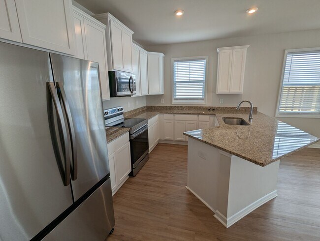 Photo - 812 Justify Lp