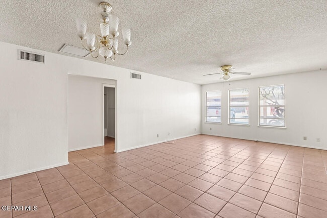 Photo - 7465 Stoney Hill Dr Unidad 13D