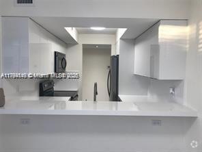 Building Photo - 8205 SW 152nd Ave Unit F-206 Rental