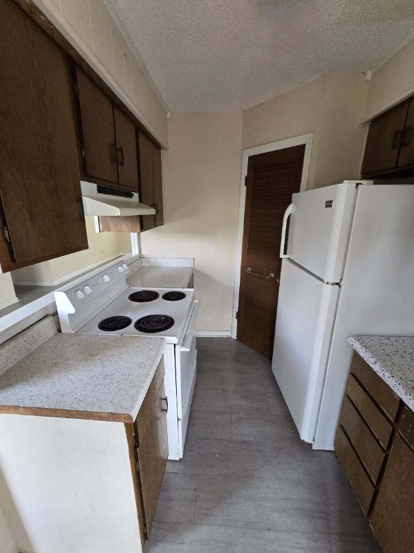 Photo - 196 Industrial Dr Unit 1c