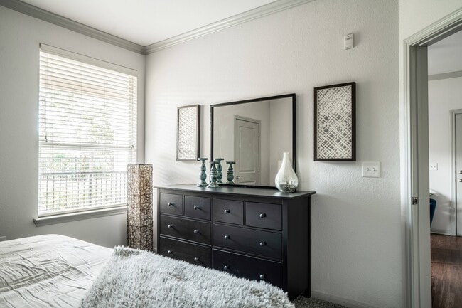 Spacious bedrooms that accommodate king-size beds