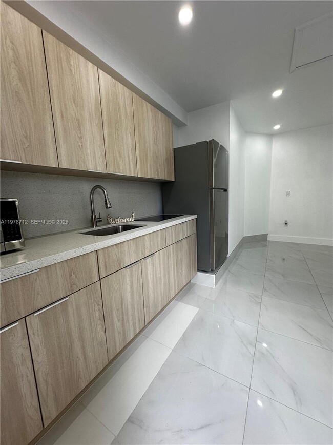 Building Photo - 3863 SW 145th Ave Unit 0