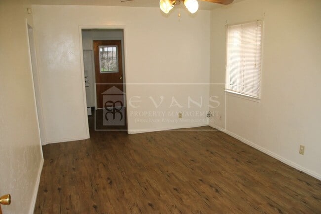 Photo - 2925 E Westcott Ave