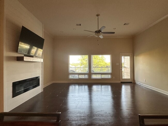 Photo - 17570 Hwy 105 W Unidad 55W