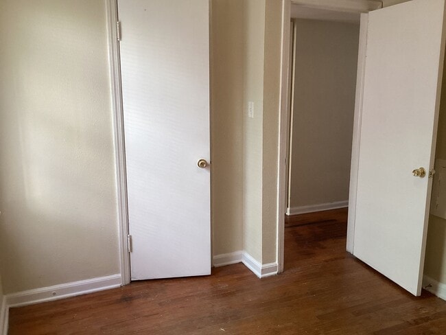 4637 N 45th St Unidad 4637-lower