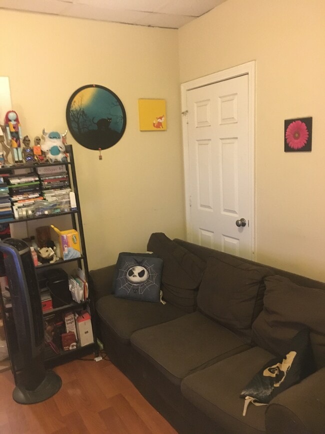 Photo - 194 Bennington St Unidad 2