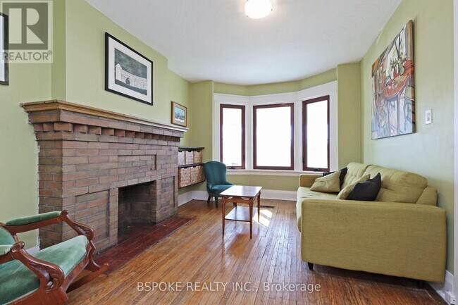 Photo - 139 Greenwood Ave